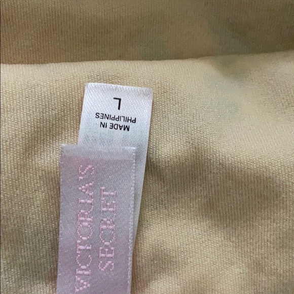 2 piece multicolor paisley print on white - Picture 5 of 6